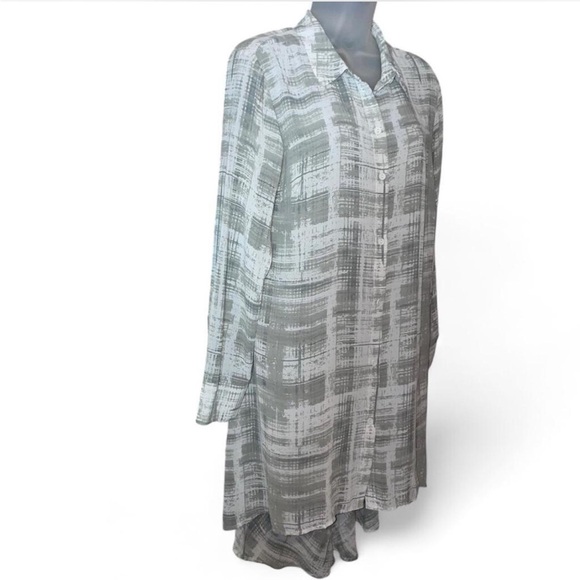 Lisa Rinna Collection Sheer Long Duster Tunic Top - Picture 3 of 11